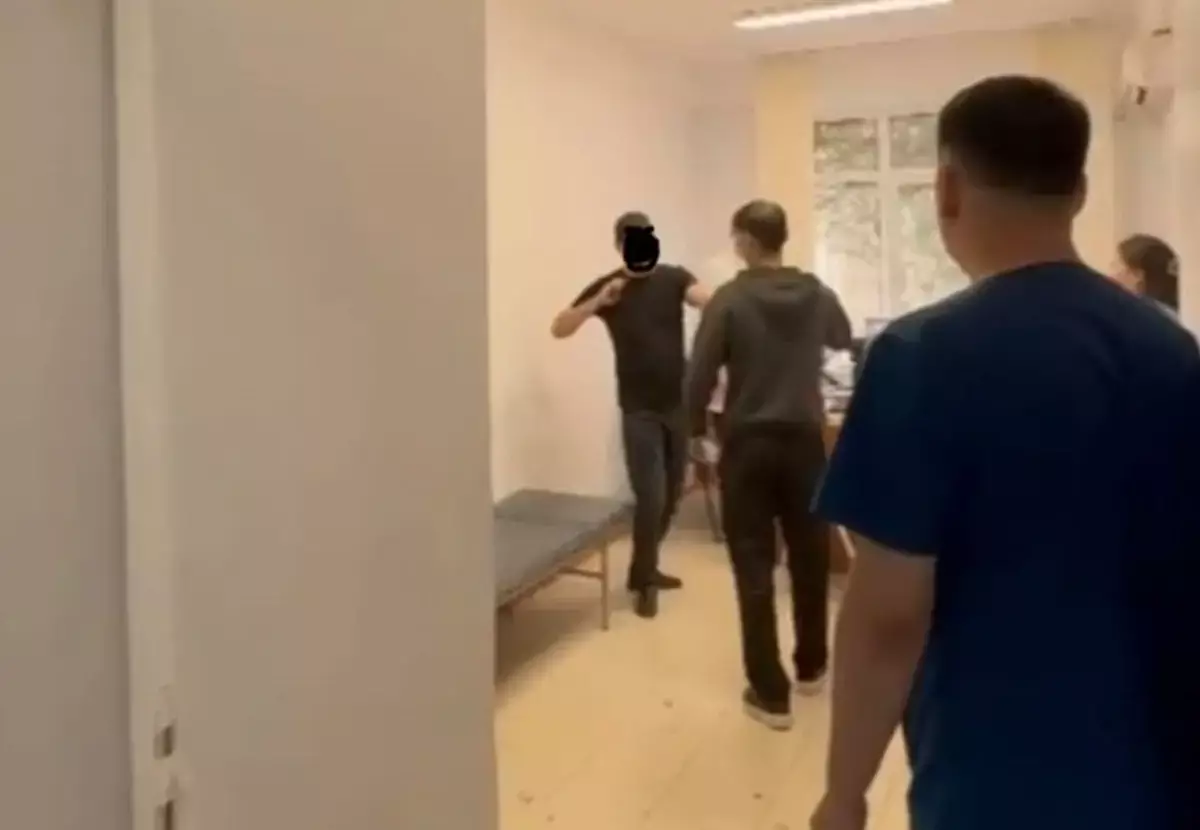 Потребовал инвалидность силой: в поликлиники Актау прокомментировали скандальное происшествие - новости на Lada.kz 26.05.2026