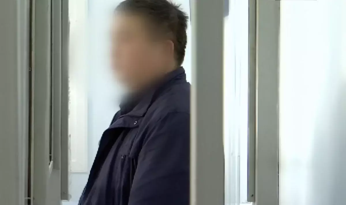 Приемных детей пять лет мучили в семье под Карагандой — дело дошло до суда