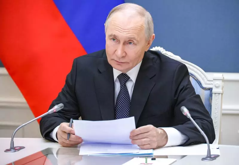 Россия и Казахстан подпишут соглашение о строительстве атомной электростанции в ходе визита Путина, заявили в Кремле.