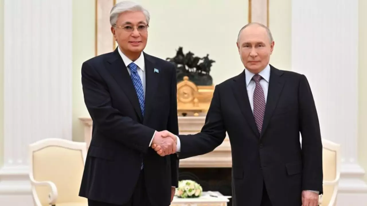Владимир Путин прибыл в Казахстан с госвизитом