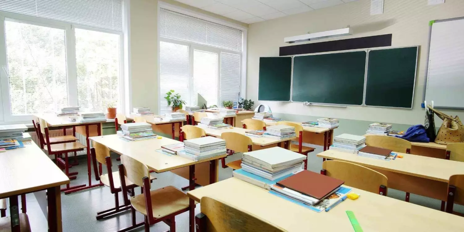 Ақтөбеде 1-сынып оқушысы мектепте қауіпті сұйықтық ішіп, ауруханаға түсті