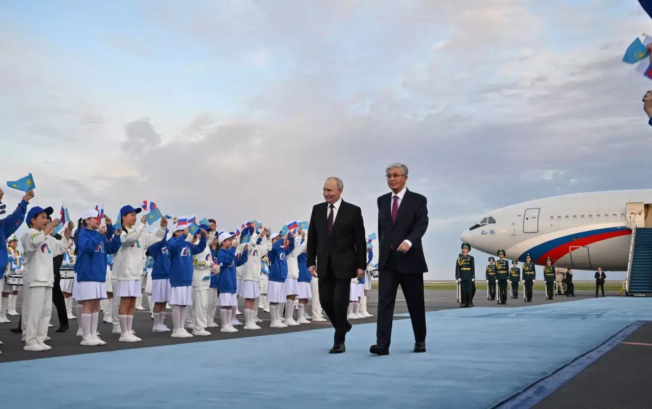 Путин Қазақстанға мемлекеттік сапармен келді