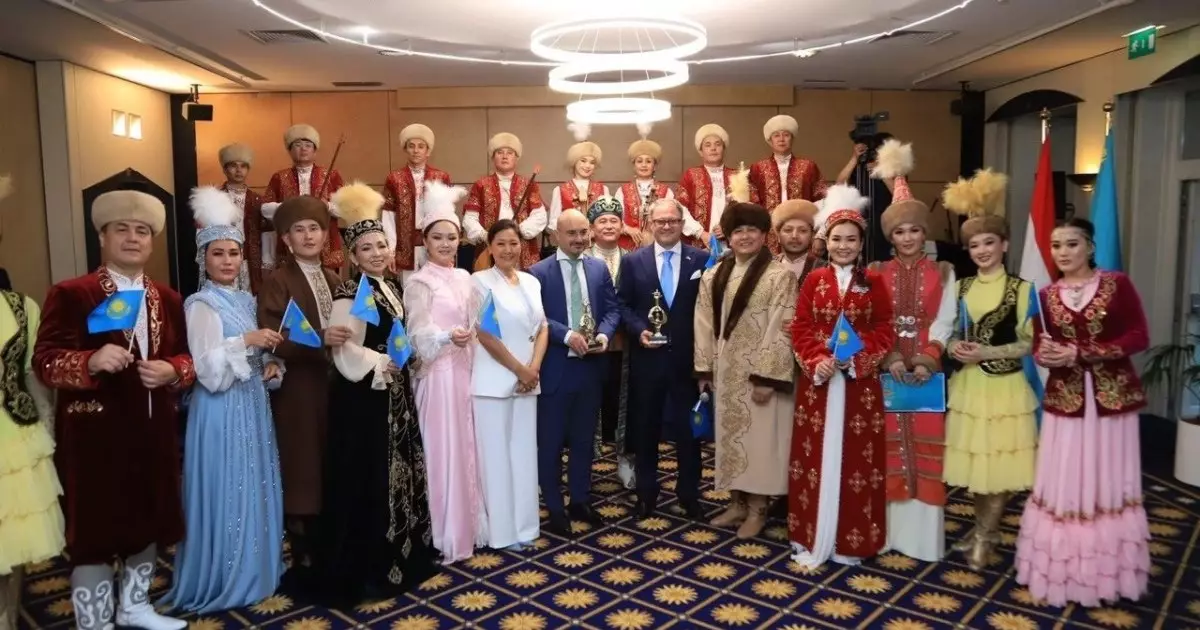  Сыр өнерпаздары Люксембургте қазақ мәдениетін дәріптеді 