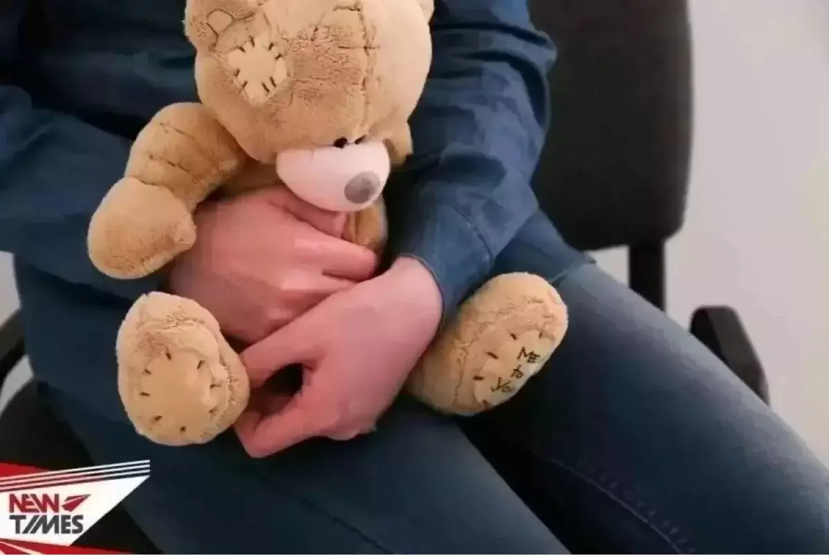 Нашедшая пакет с младенцем школьница из Актобе рассказала, как спасали ребенка