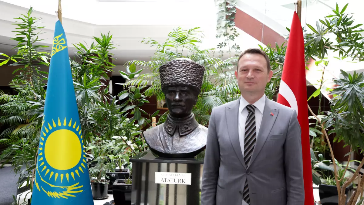«Орталық Азия» емес: Түркия неге «Түркістан» атауын қайтарғысы келеді?