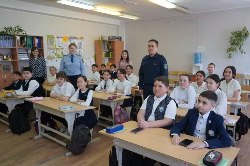Уроки ПДД введут в школах Казахстана с нового учебного года