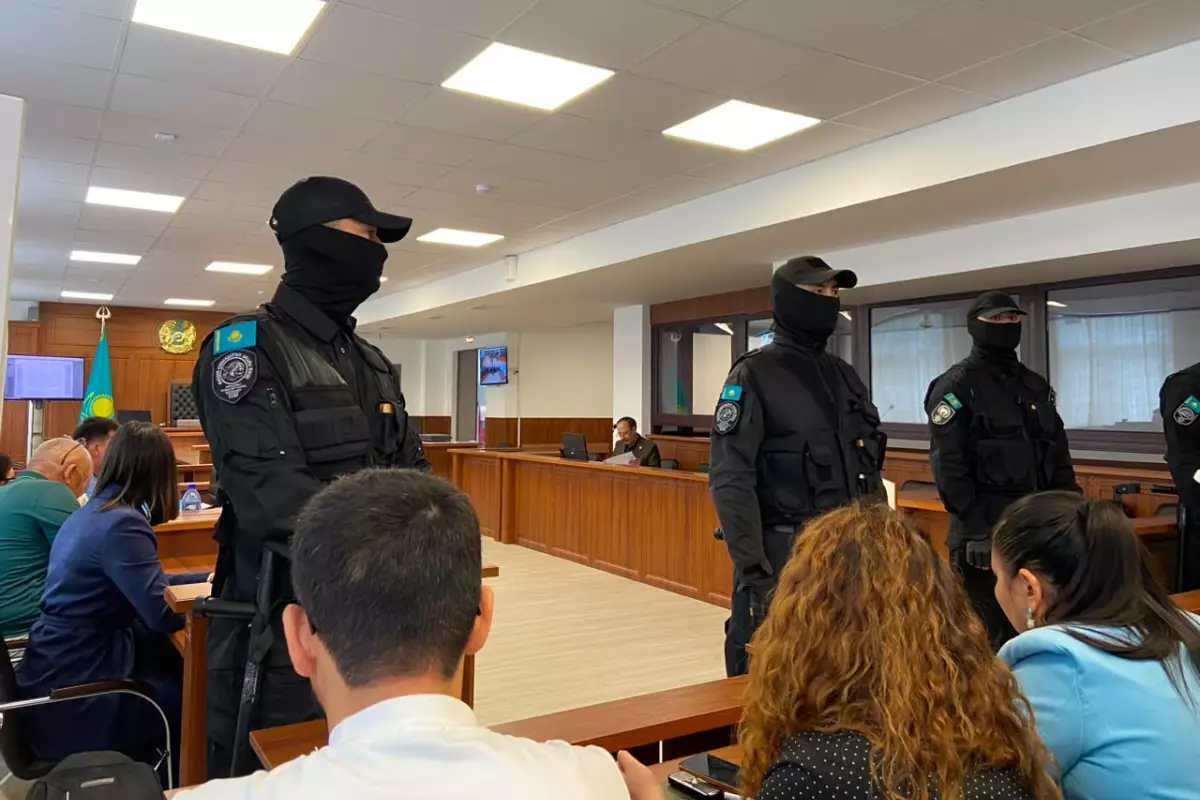 В Атырау продолжился суд по делу о массовом убийстве в Жангелдине