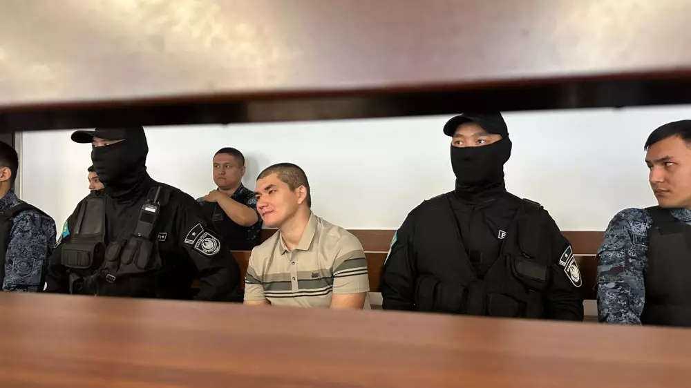60 ударов ножом. Новые подробности убийства семьи в Атырау