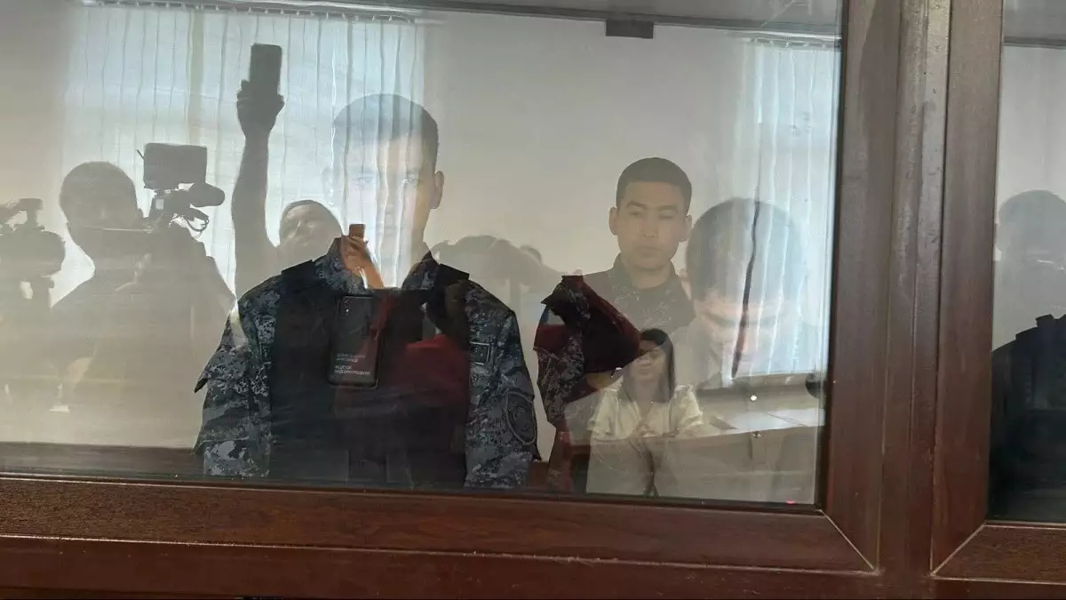 Тело было скрыто во дворе 8 месяцев: в суде по делу в Атырау озвучили новые факты