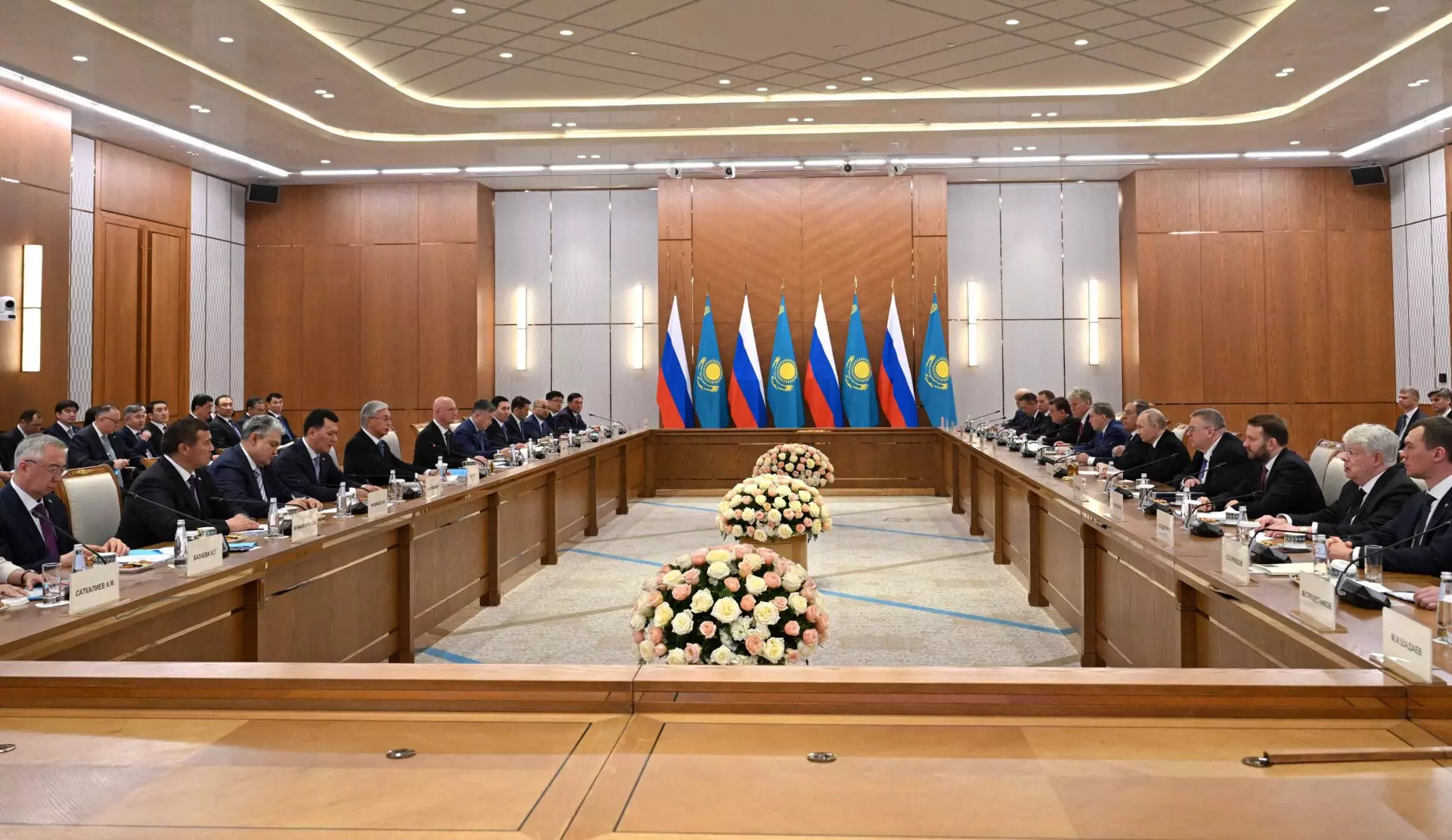 Токаев и Путин провели переговоры