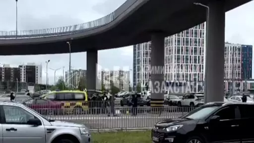 Астанада ер адам вокзал маңындағы көпірден секіріп кетті