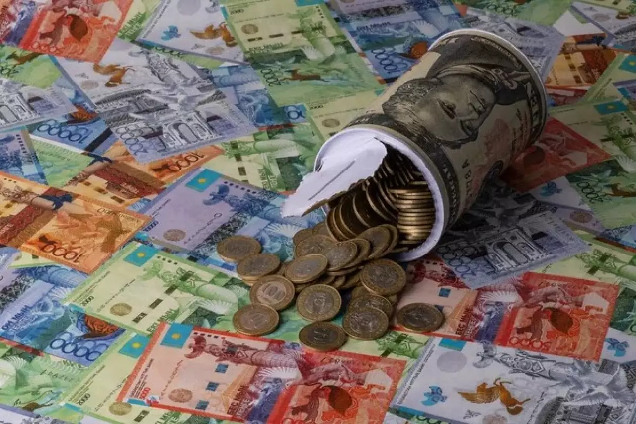 В Казахстане растет популярность тенговых депозитов