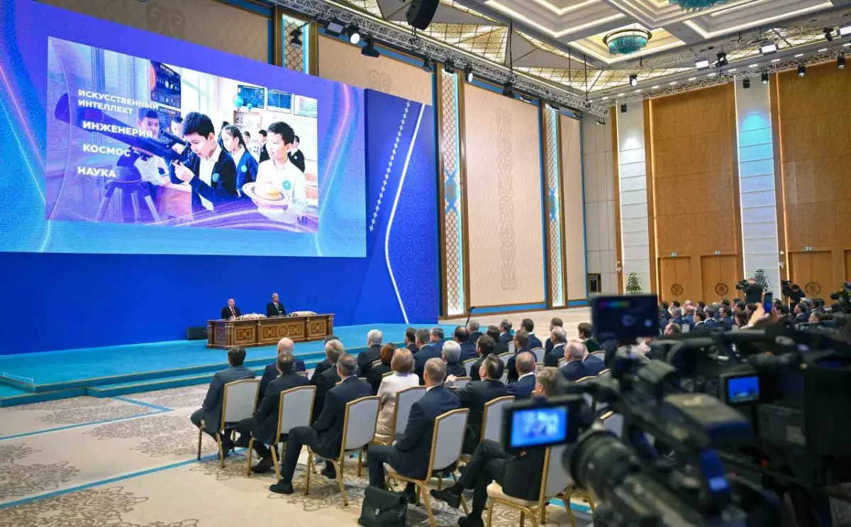 Қасым-Жомарт Тоқаев пен Владимир Путин Астанадағы «Сириус» мектебінің құрылысын бастап берді