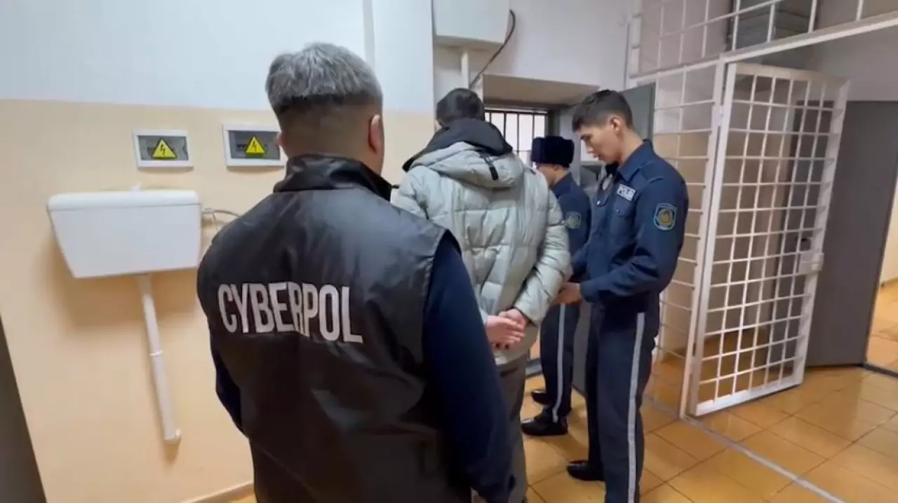 Интернет-мошенников задержали в области Жетысу
