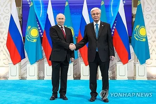 В Казахстане оценили последствия новых экономических санкций против России.