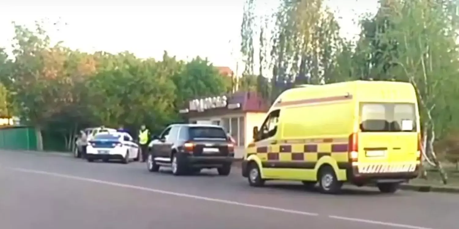 “Қайын атасының машинасын айдаған”: Петропавлда 12 жастағы қыздың өмірін жалмаған жол апаты болды