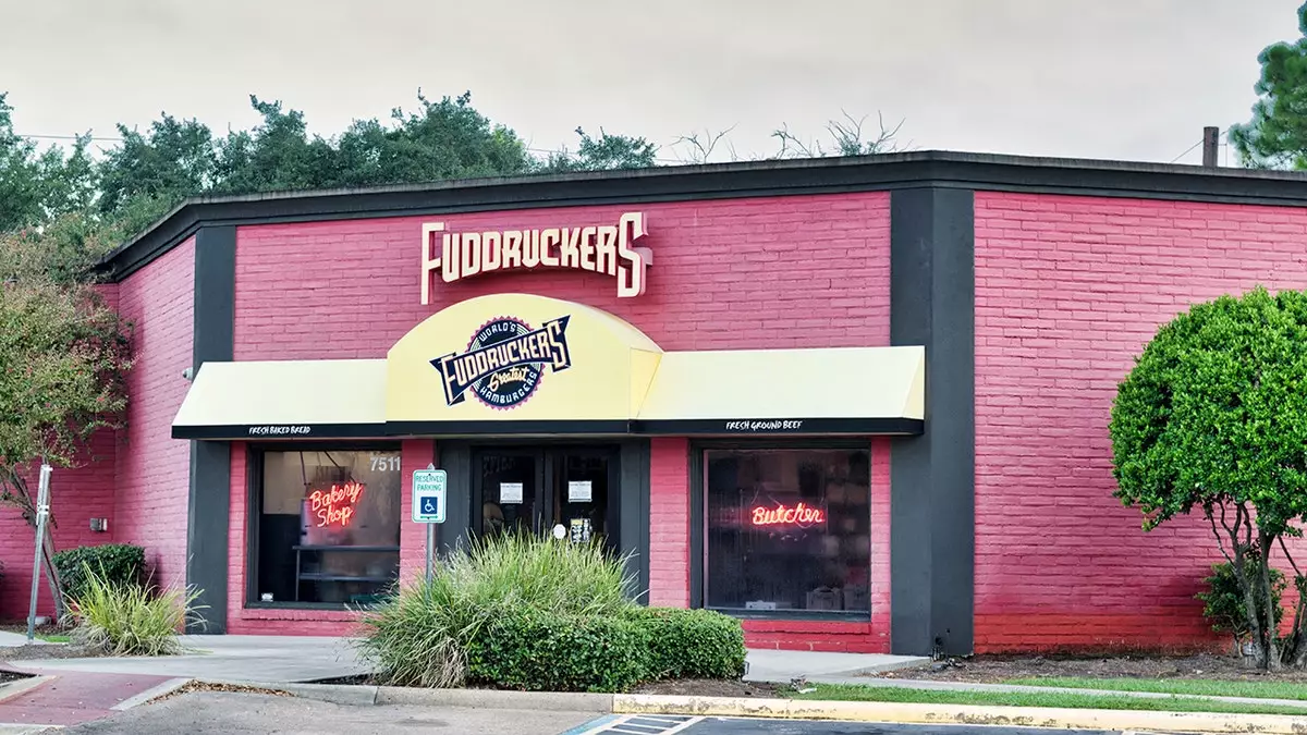 «Fuddruckers стал «Блокбастером» среди бургеров, и теперь его почти не осталось».