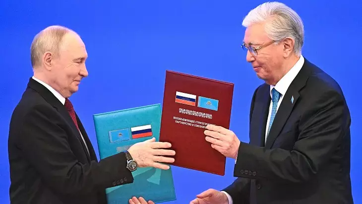 Россия и Казахстан подписали межправительственное соглашение о строительстве атомной электростанции.