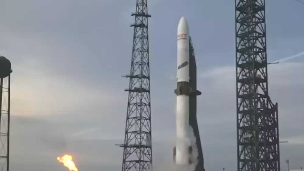 Ракета New Glenn компании миллиардера Джеффа Безоса взорвалась на стартовой площадке во Флориде