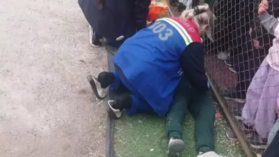 В Актобе металлические футбольные ворота упали на ребенка