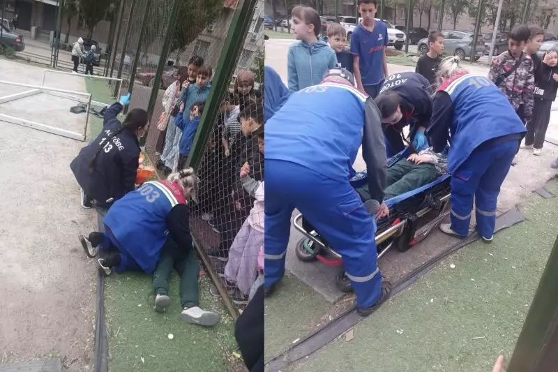 В Актобе на ребёнка рухнули футбольные ворота во дворе жилого дома