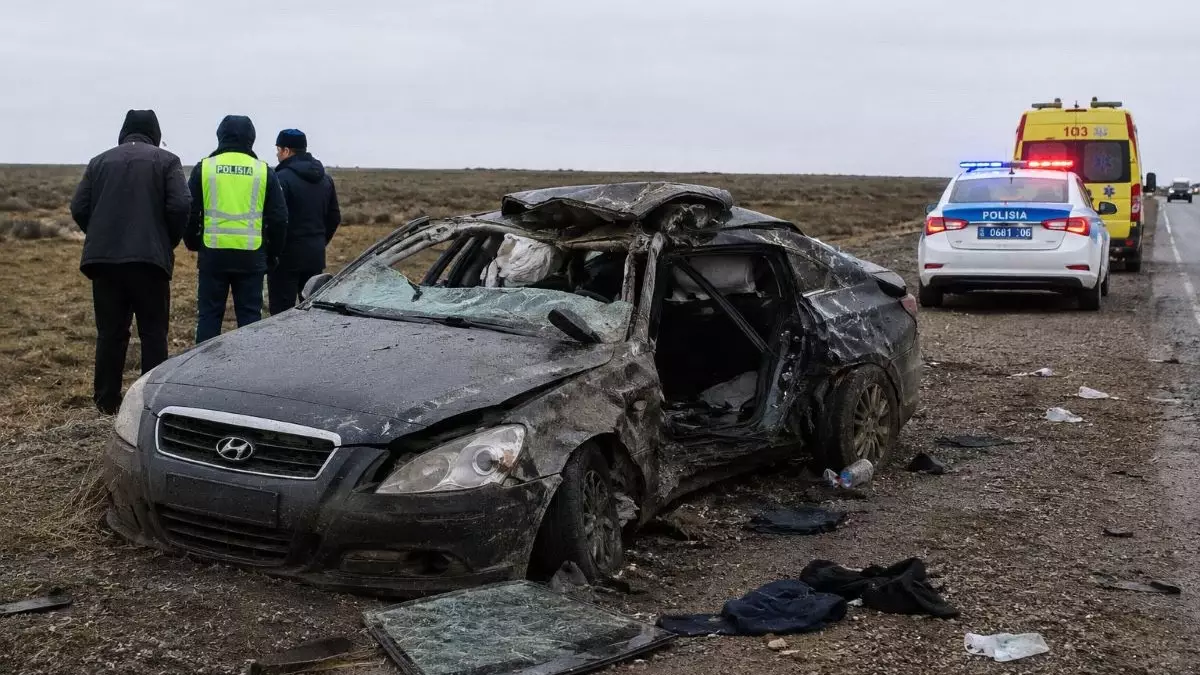  Атырау облысында жантүршігерлік жол апаты: төрт адам қаза тапты 