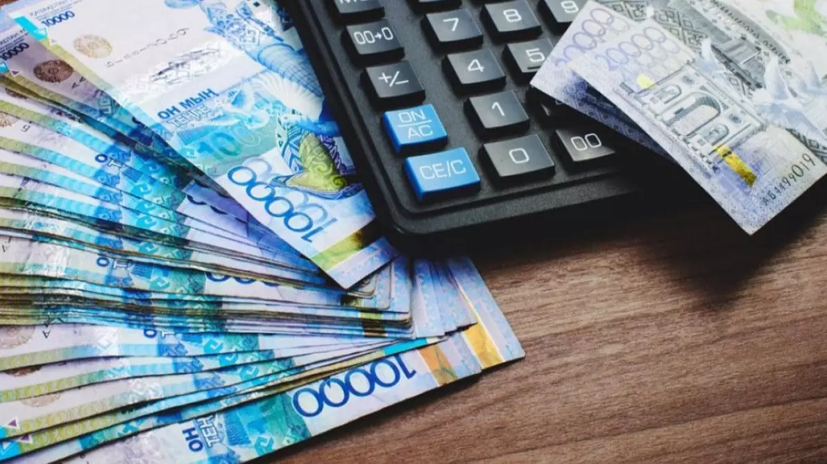  Жақсы жаңалық: Қазақстанда кімдердің жалақысы 2,5 есеге дейін өседі? 