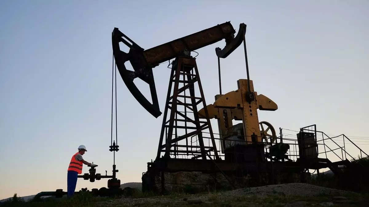 Добыча нефти на Тенгизе рухнула после сбоя