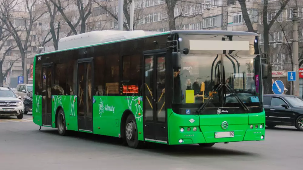 Маршруты трех популярных автобусов изменятся в Алматы
