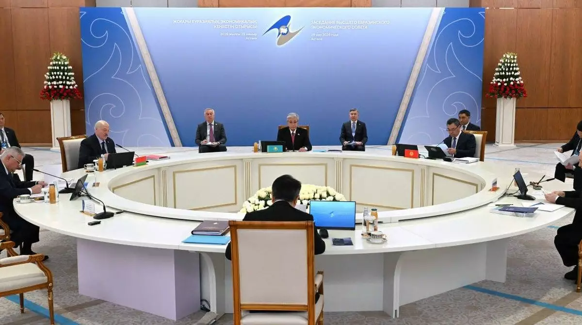 Лидеры ЕАЭС призвали Армению провести референдум: ЕС или ЕАЭС