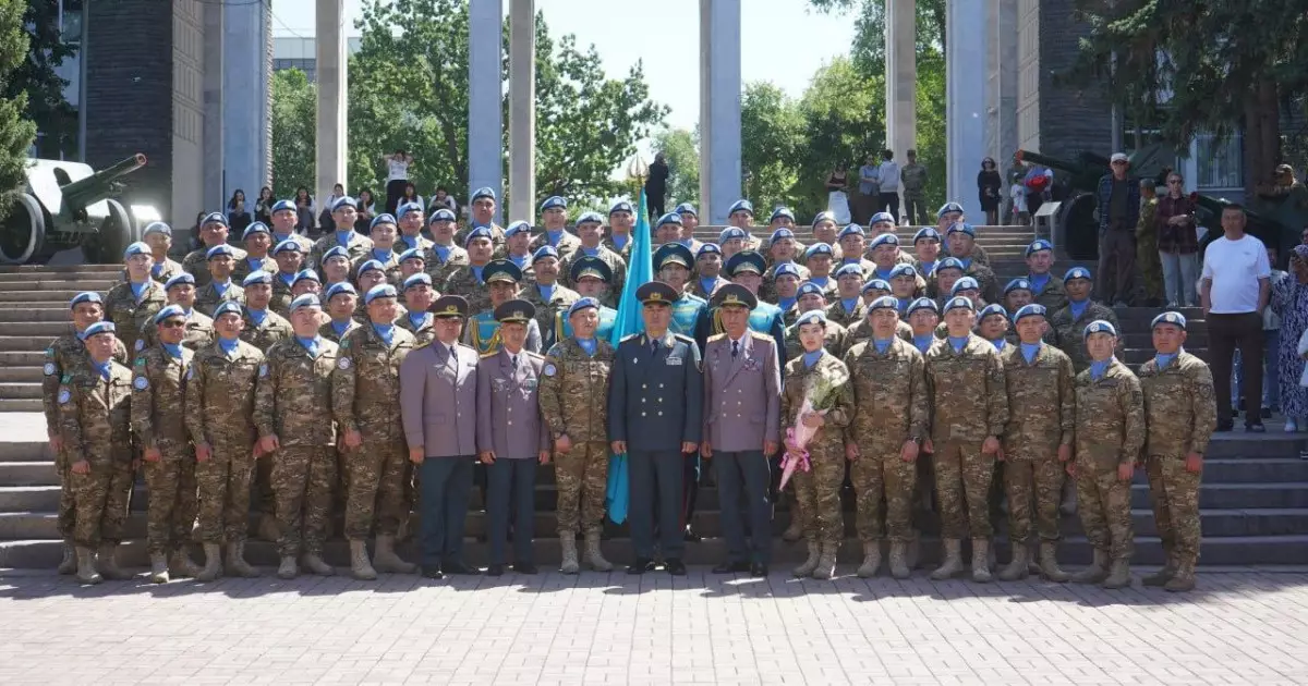   Голан жоталарынан оралған қазақстандық бітімгерлерді салтанатты түрде қарсы алды   