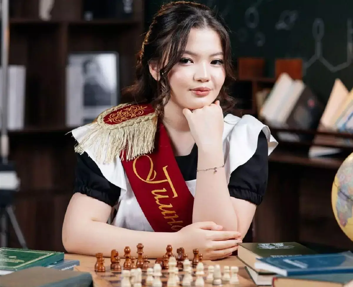 Выпускница из Мангистау набрала 139 баллов на ЕНТ - новости на Lada.kz 29.05.2026