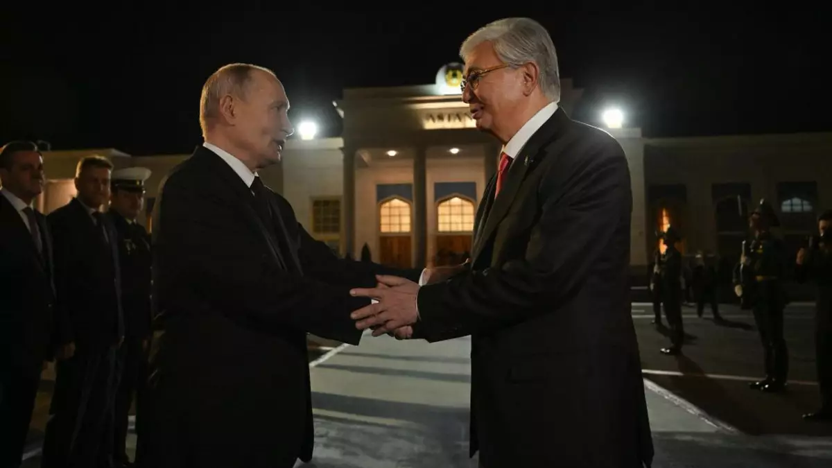 Тоқаев Путинді елорда әуежайынан шығарып салды