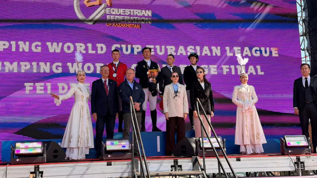 FEI турнирі: Астанада өтіп жатқан турнирде қазақстандық шабандоздар жүлдеге ілікті