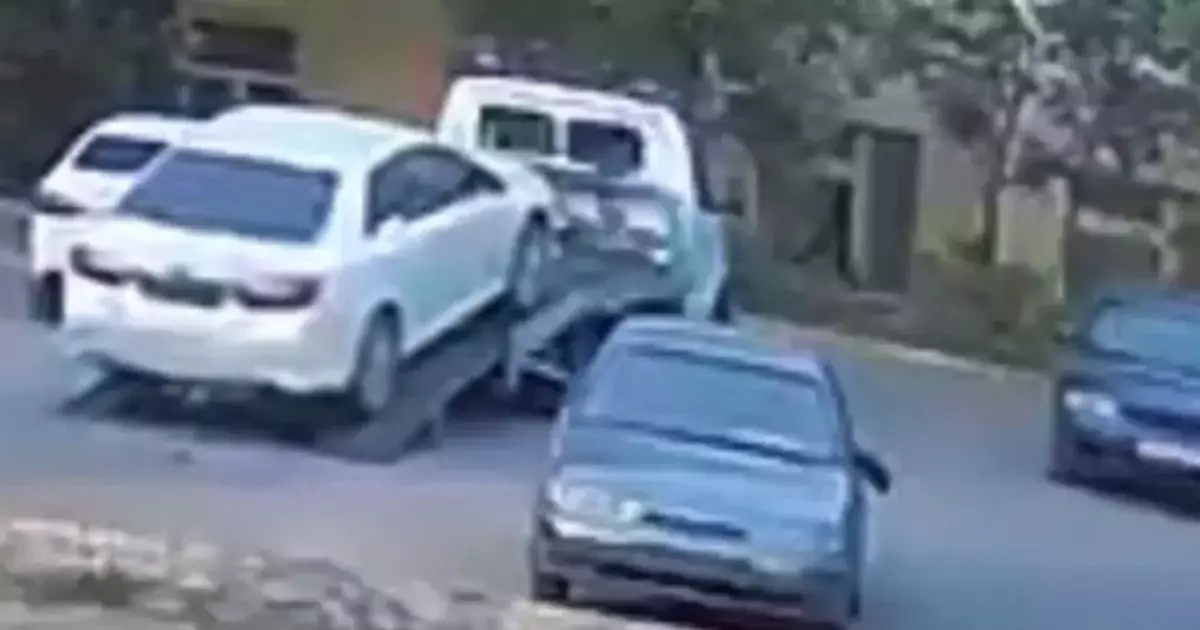  Оралда көршісінің көлігін ұрлады деген ер адам ұсталды 