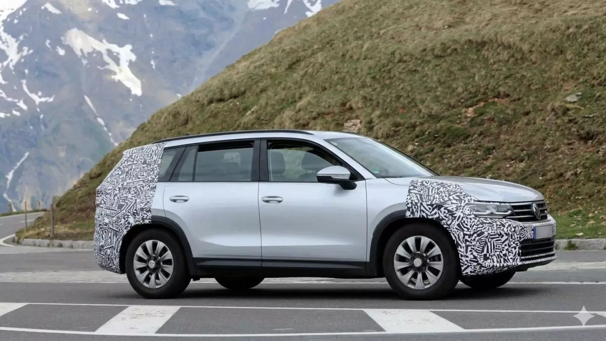 Новый облик кроссовера – обновленный Skoda Kodiaq выкатили на испытания