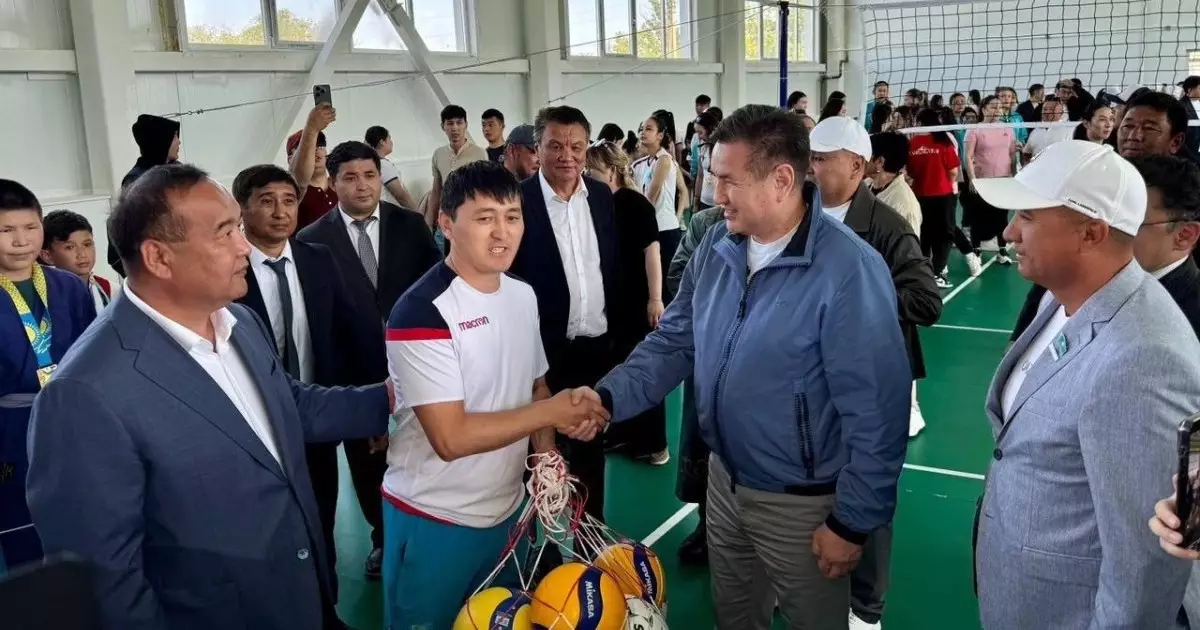  Тарбағатайда жаңа спорт кешені ашылып, ауыл жастарына зор мүмкіндік туды 