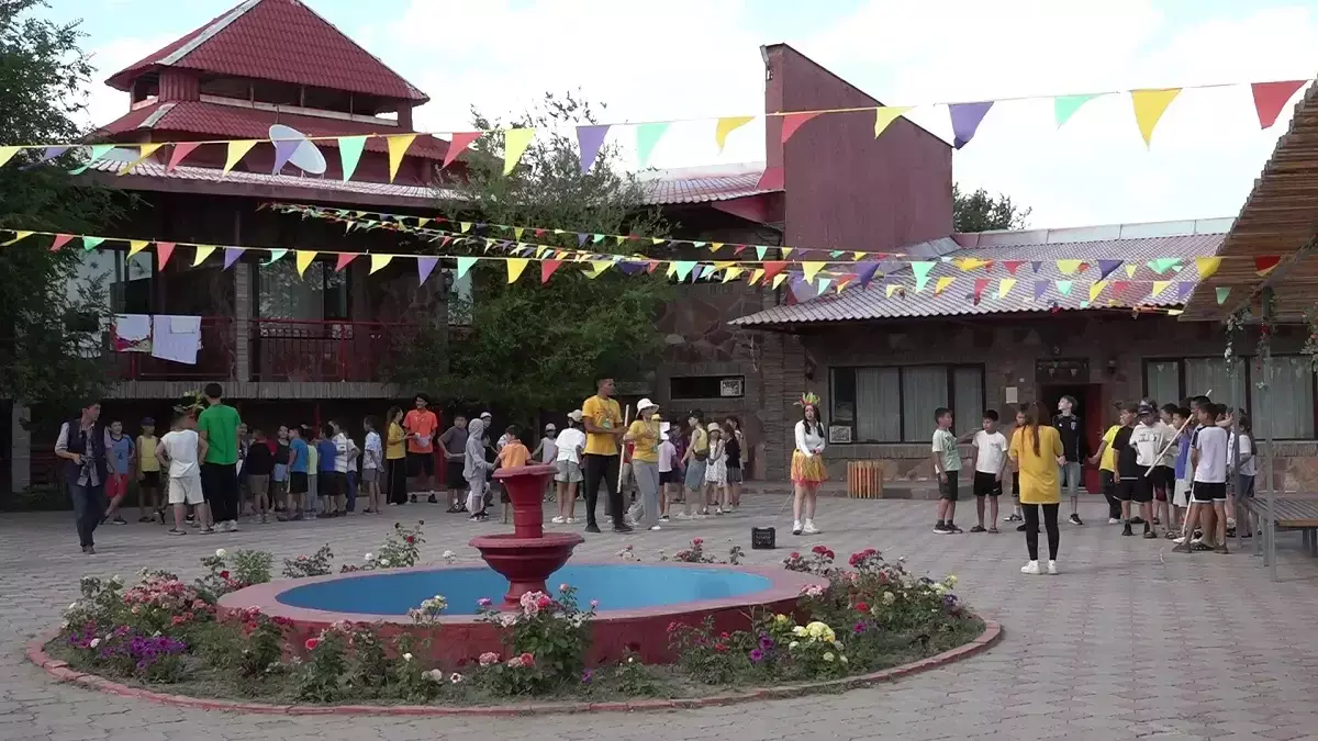 Қазақстанда балаларды жазғы лагерьге жіберу құны қанша тұрады