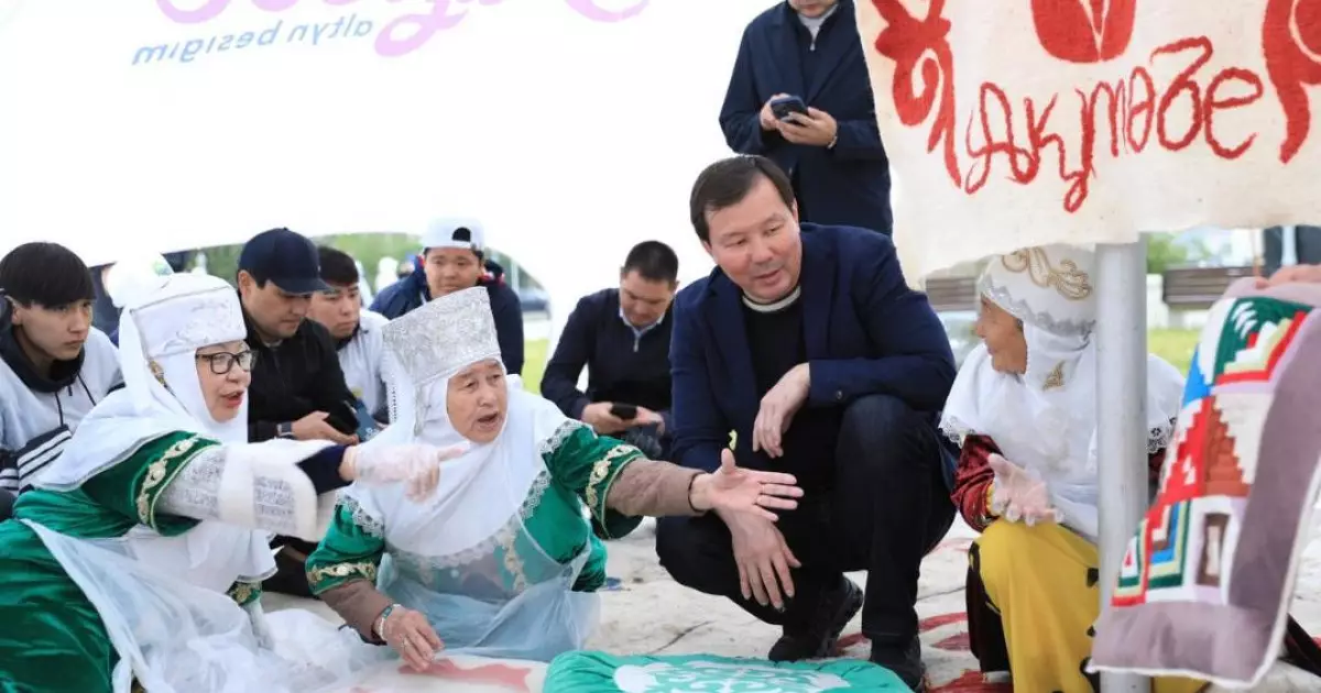  «Ақтөбе – тарының астанасы» гастрофестивалі қонақтарды ұлттық дәстүрлердің бай мұрасымен таныстырды 