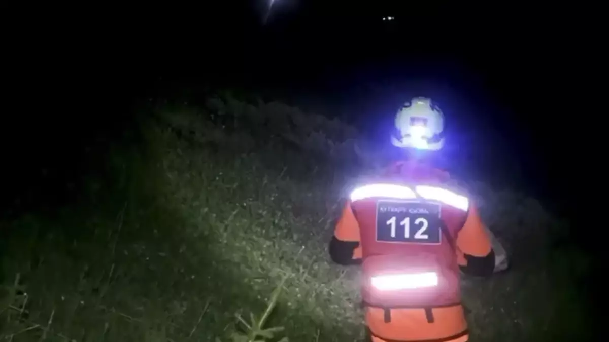 В горах Алматы спасли восьмерых заблудившихся туристов