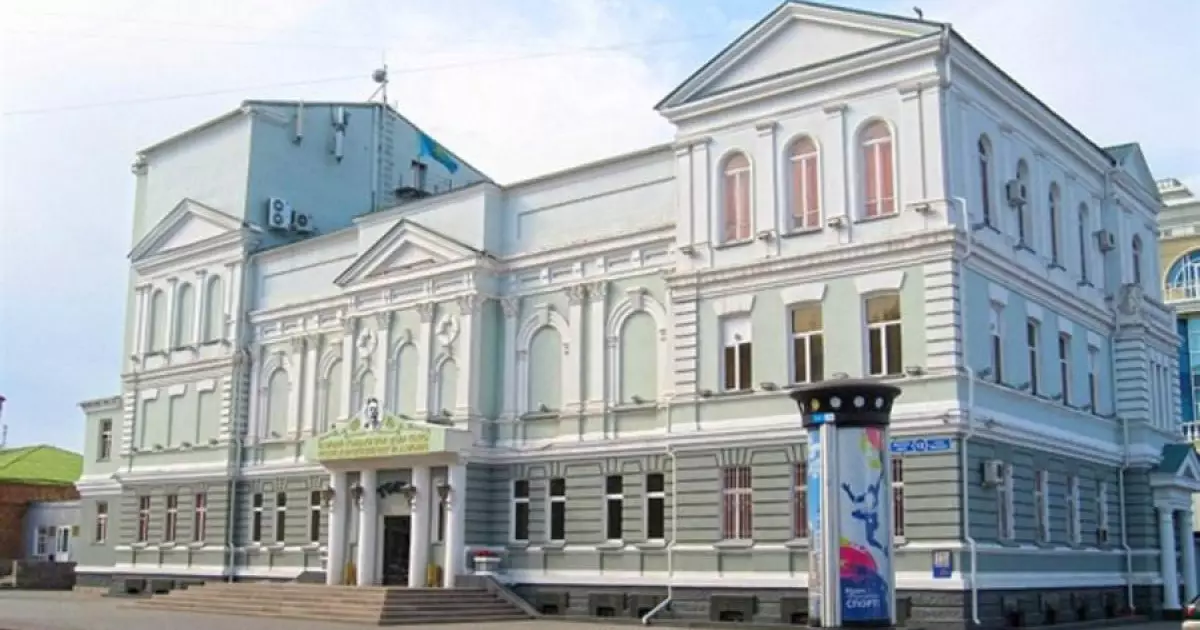  Мақсим Горький атындағы театрға ұлттық мәртебе беріледі: ұжым Президентке ризашылығын жеткізді 