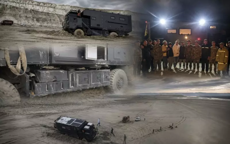 Автодом с британцами пришлось откапывать из грязи в Мангистау