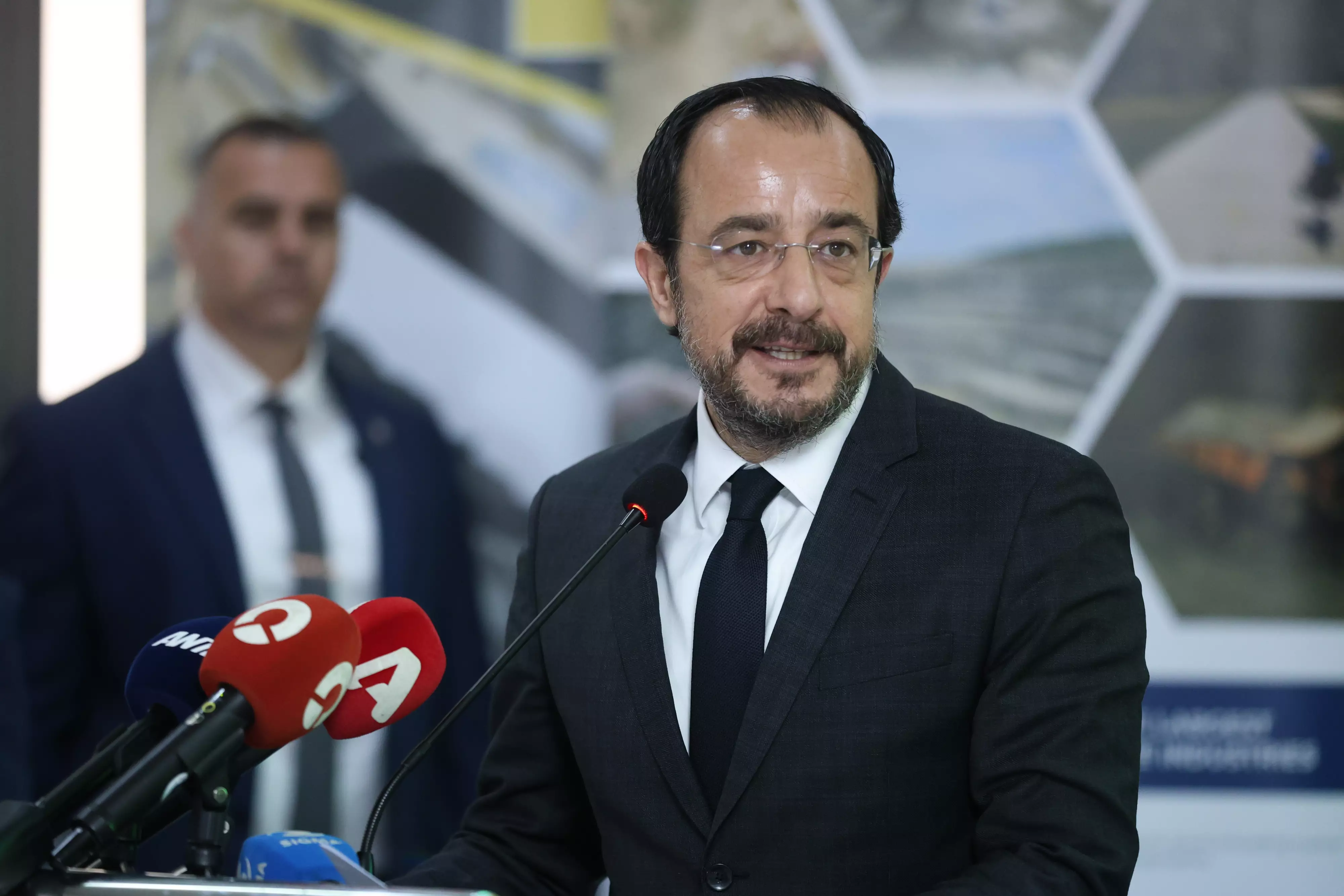 Президент отправится в Казахстан на первом прямом авиарейсе.