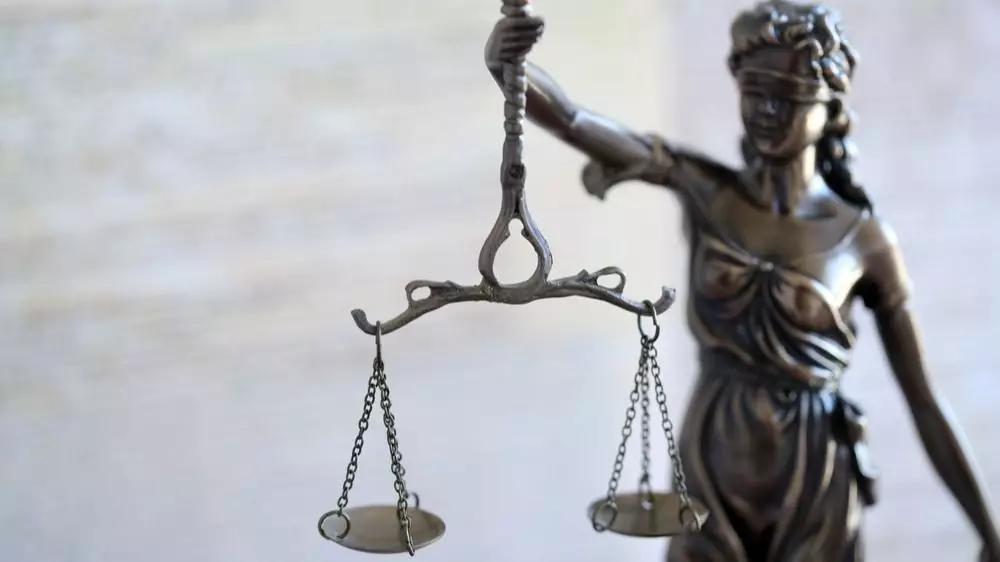 Устроившего дебош в поликлинике Актау мужчину оштрафовали