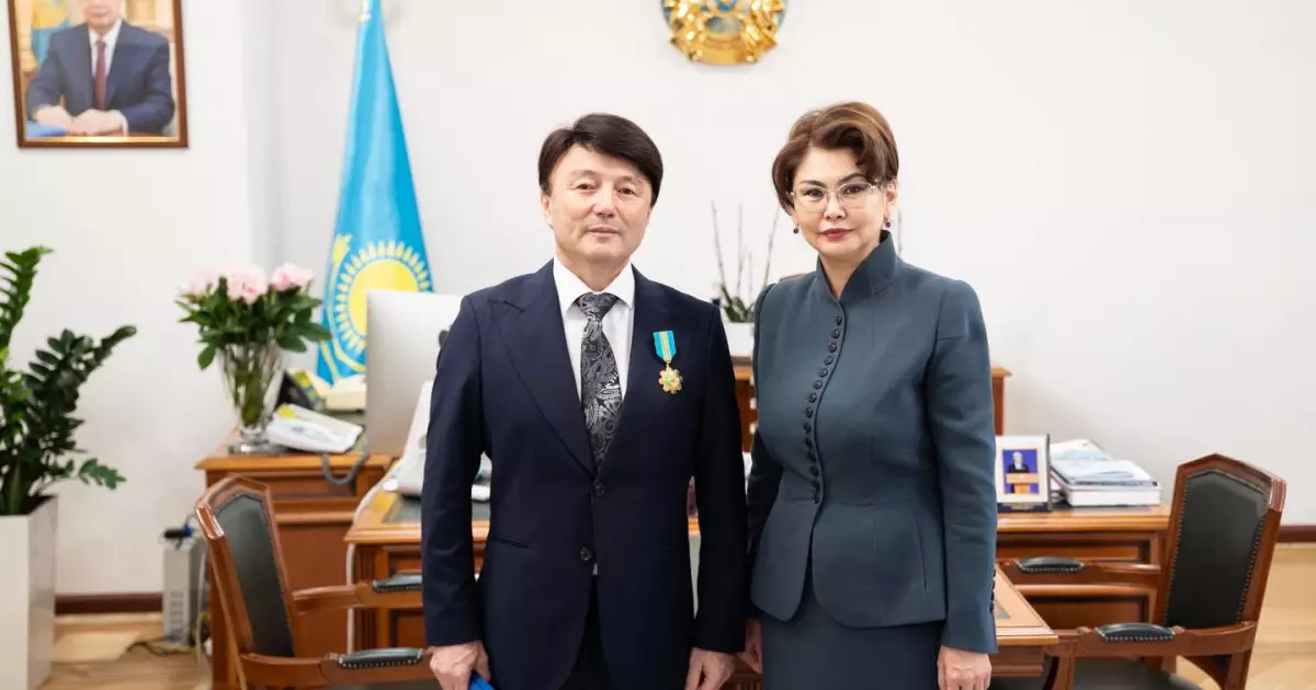   Президент атынан Қанат Айтбаевқа мемлекеттік награда табысталды   