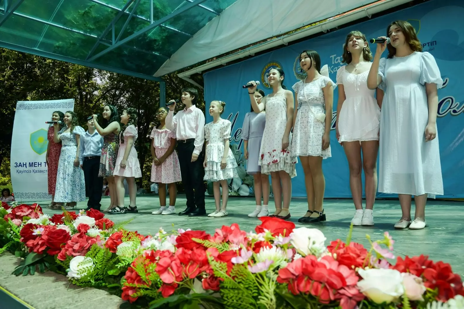 Театр имени Наталии Сац устроил детский праздник в Family Park