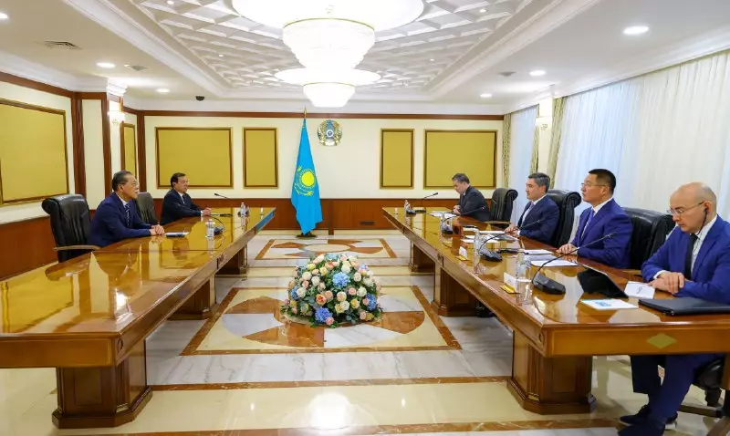 Казахстан и сингапурская XINFA GROUP обсудили проект индустриального парка в Павлодаре.