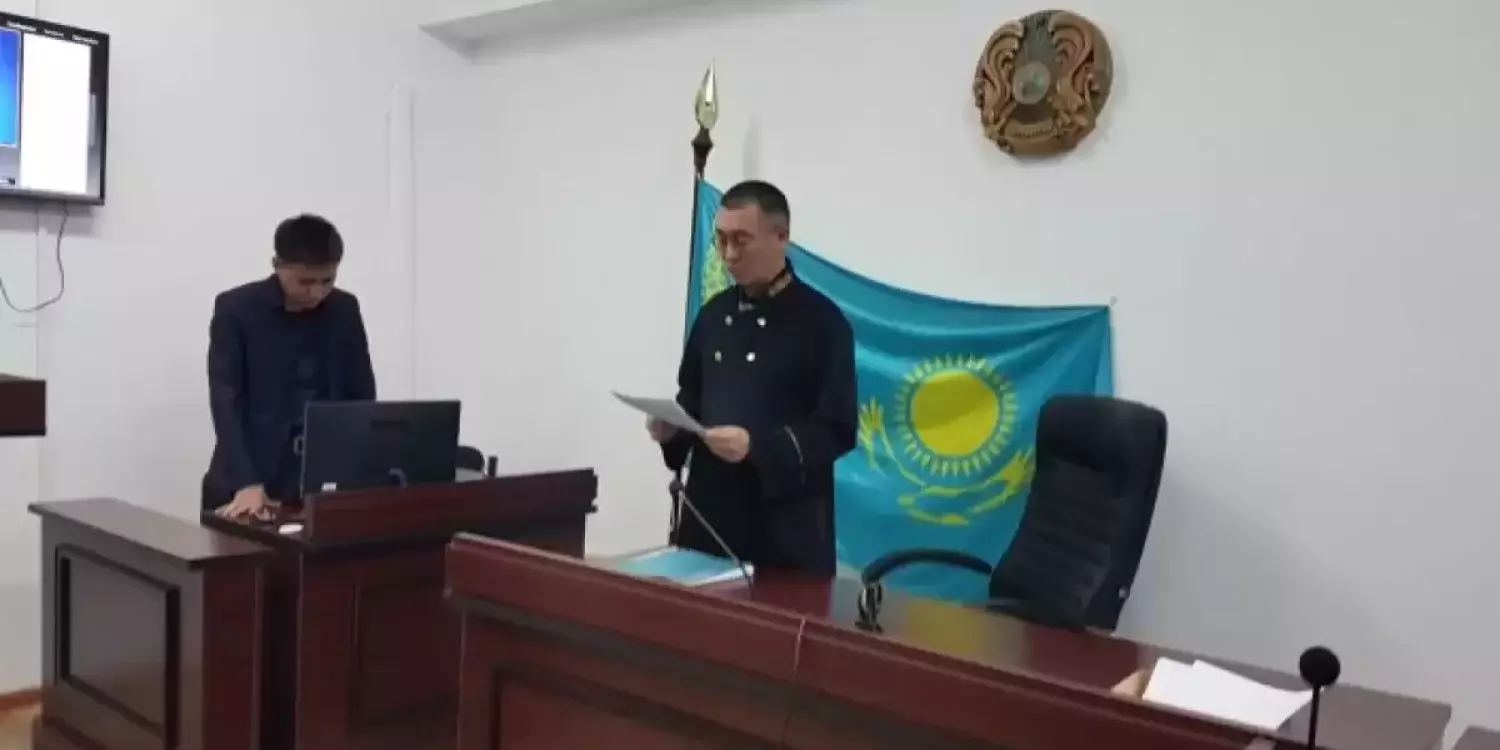 Өскеменде жоғары лауазымды судья парамен ұсталды