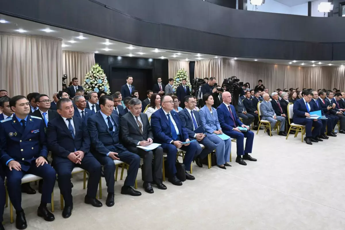 П️резидент: Алатау елдің жаңа қаржы архитектурасын құрудың стратегиялық алаңына айналуға тиіс