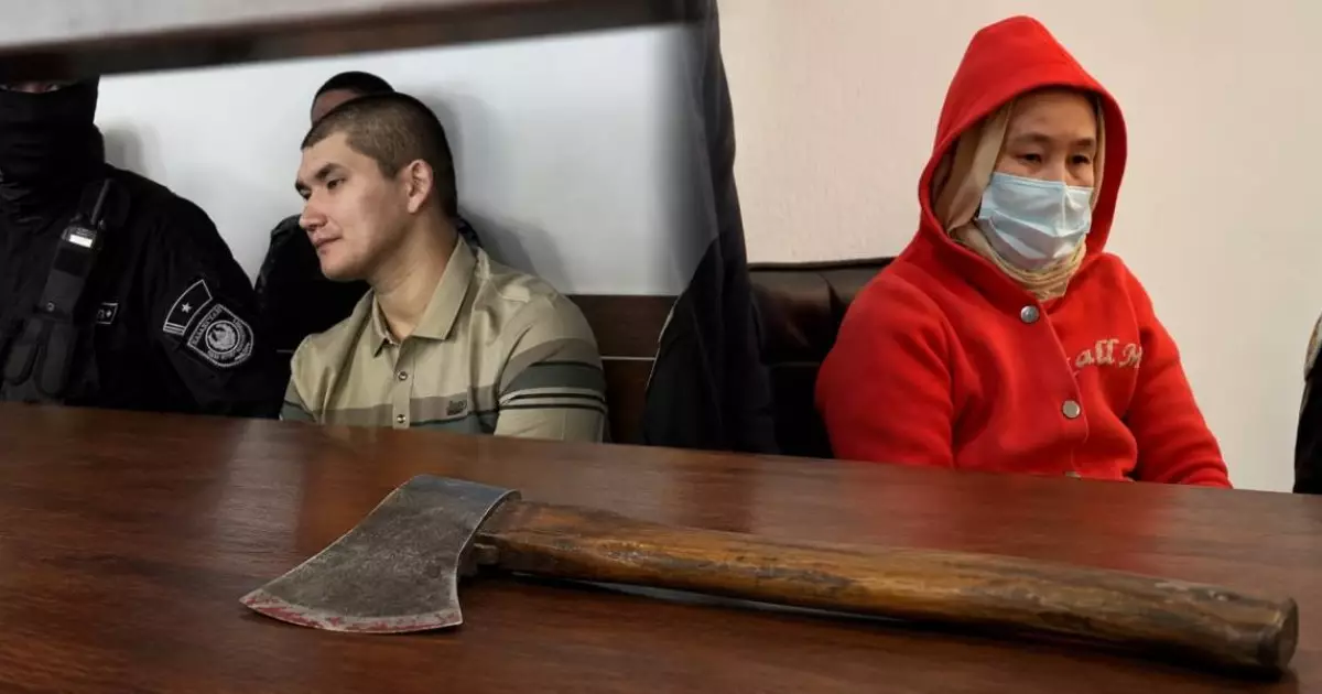  `Қан ізі бар балта қайдан шықты?`: Сәрсемәлиев сотында жаңа дерек айтылды 